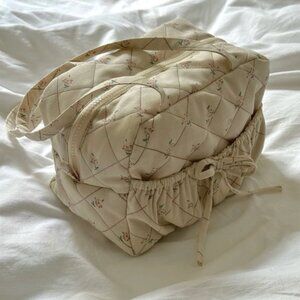 NWOT Puffy Floral Coquette Toast Bag with Straps and Ribbons